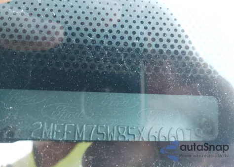 2005 Mercury Grand Marquis Ls/Lse из США, поврежденный, VIN 2MEFM75W85X666079